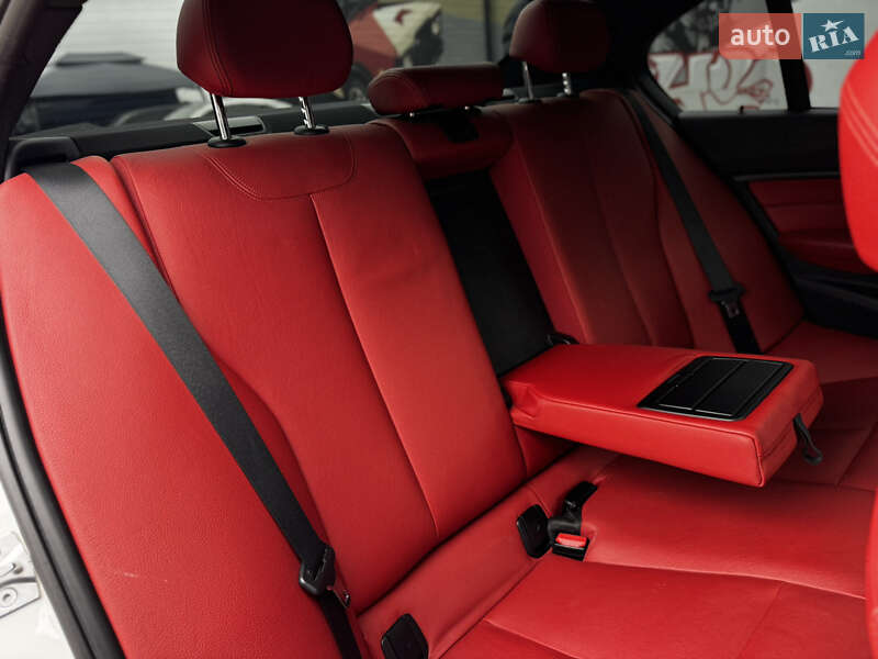 Седан BMW 3 Series 2013 в Житомире