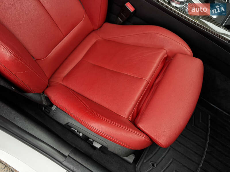 Седан BMW 3 Series 2013 в Житомире