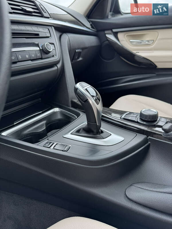 Седан BMW 3 Series 2014 в Киеве