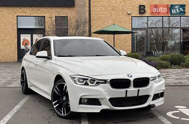 Седан BMW 3 Series 2017 в Києві
