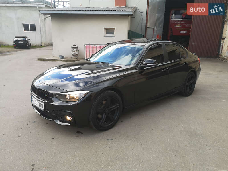 Седан BMW 3 Series 2013 в Калуше