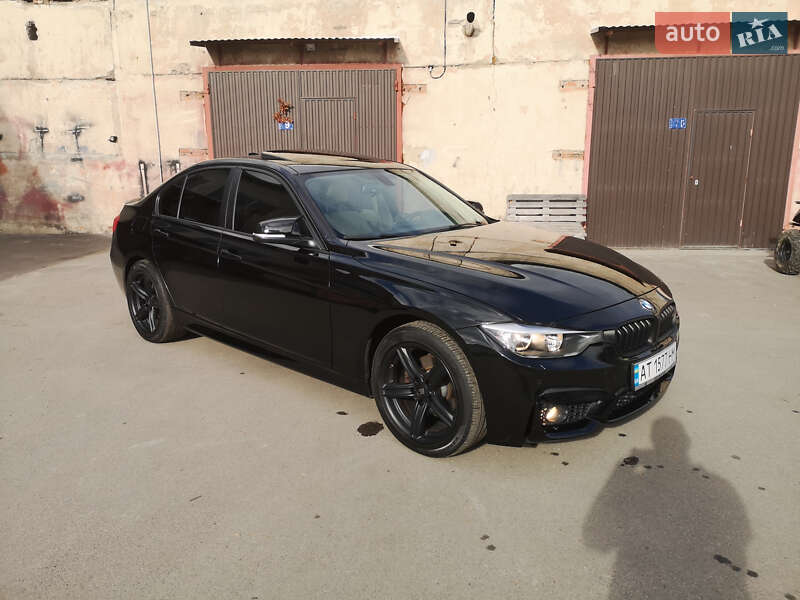 Седан BMW 3 Series 2013 в Калуше