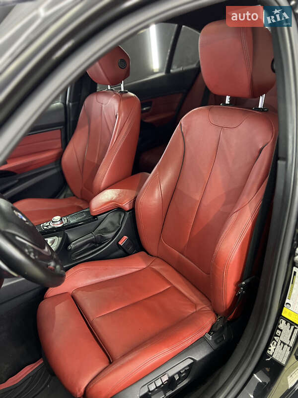 Седан BMW 3 Series 2012 в Львове