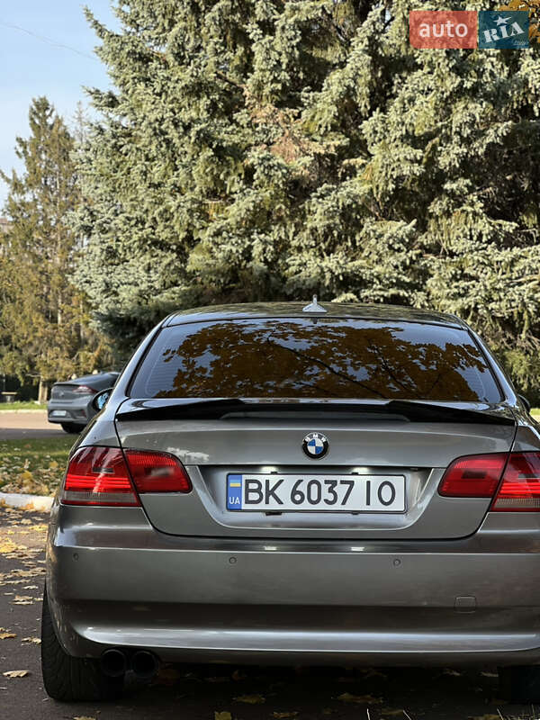 Купе BMW 3 Series 2008 в Ровно