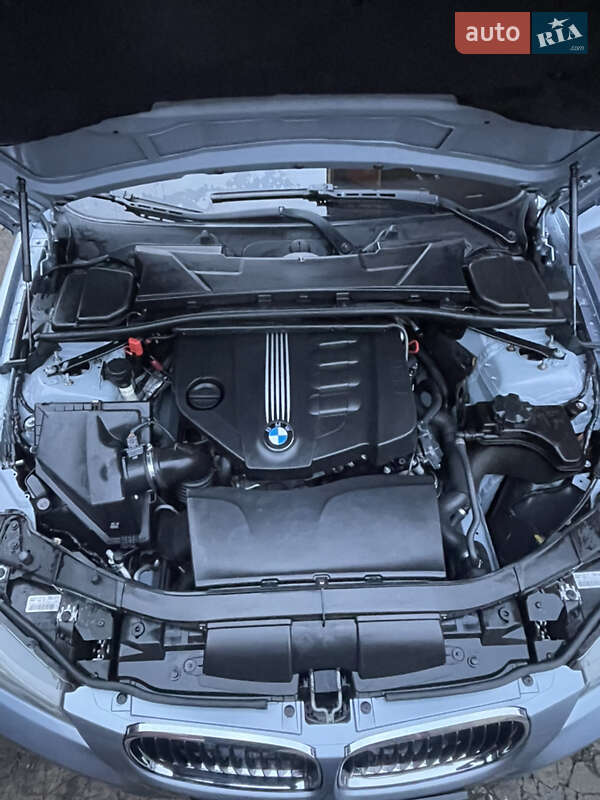 Седан BMW 3 Series 2011 в Чугуеве фото 10 Седан BMW 3 Series 2011 в Чугуеве