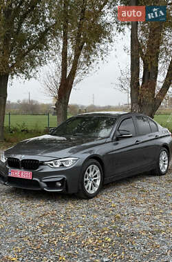 Седан BMW 3 Series 2017 в Ровно