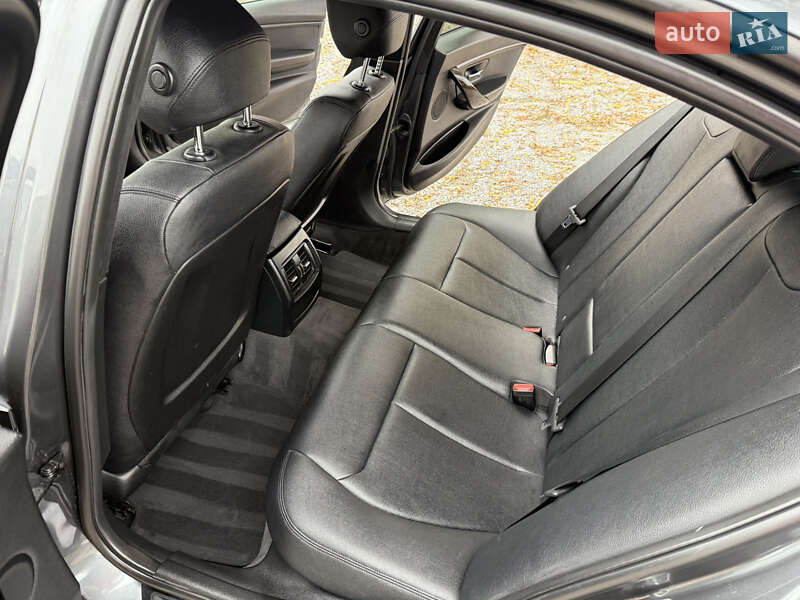 Седан BMW 3 Series 2017 в Ровно фото 19 Седан BMW 3 Series 2017 в Ровно