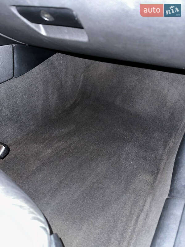 Седан BMW 3 Series 2006 в Умани