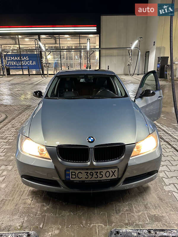 Седан BMW 3 Series 2006 в Умани