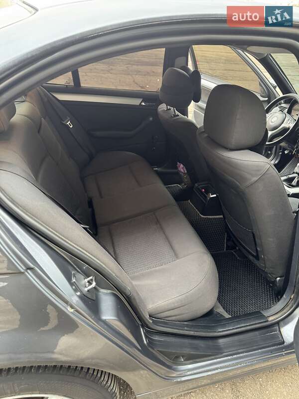 Седан BMW 3 Series 2001 в Тернополе