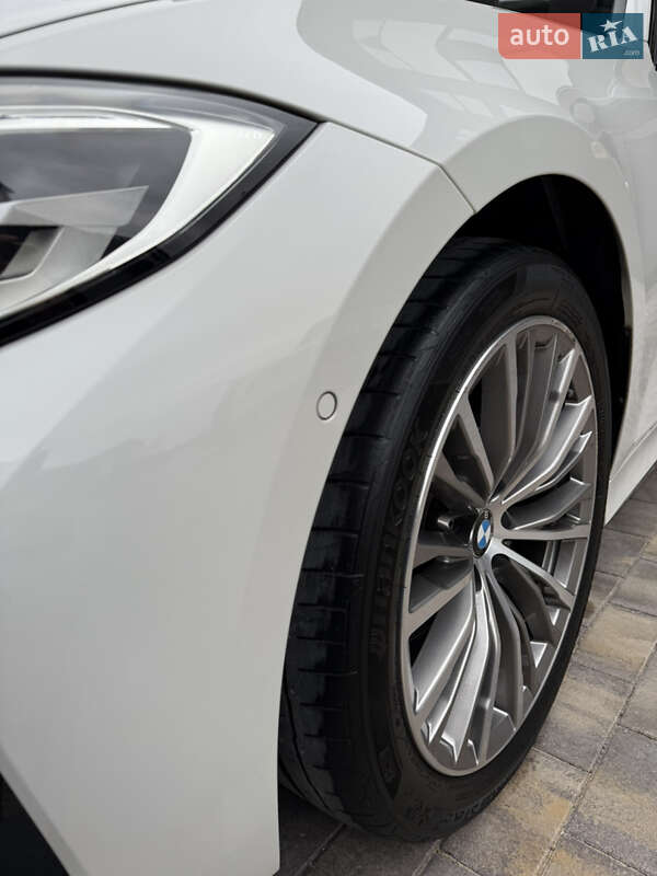 Седан BMW 3 Series 2020 в Одессе