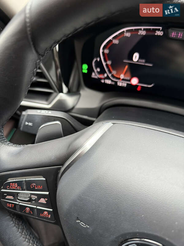 Седан BMW 3 Series 2020 в Одессе