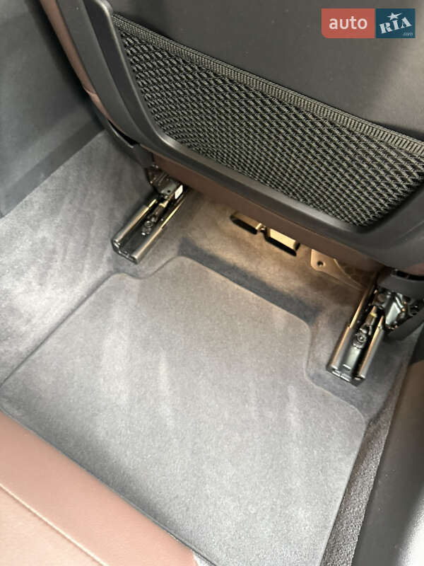 Седан BMW 3 Series 2020 в Одессе