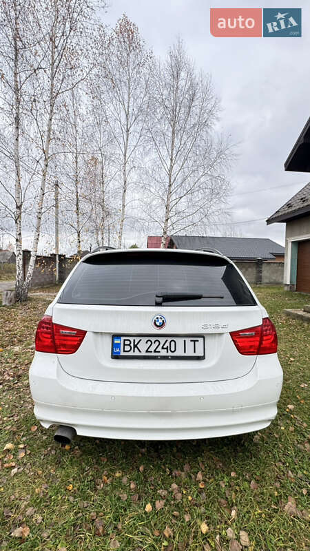 Универсал BMW 3 Series 2010 в Сарнах