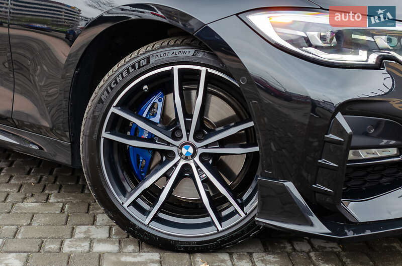 Седан BMW 3 Series 2019 в Києві
