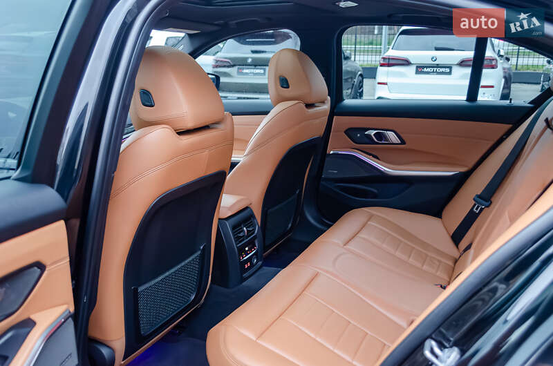 Седан BMW 3 Series 2019 в Києві