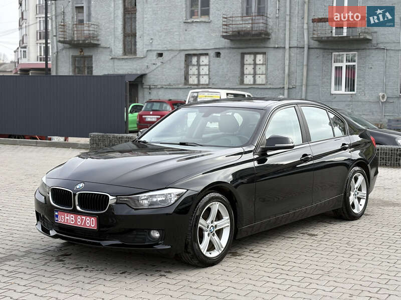 Седан BMW 3 Series 2014 в Львові
