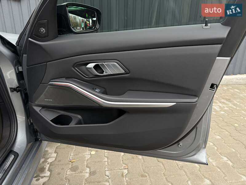 Седан BMW 3 Series 2025 в Киеве фото 25 Седан BMW 3 Series 2025 в Киеве