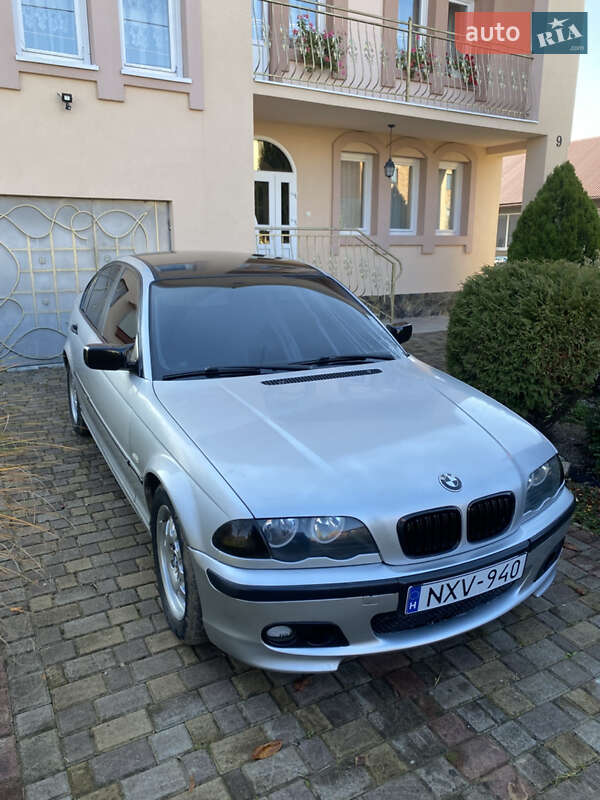 Седан BMW 3 Series 1999 в Хусті