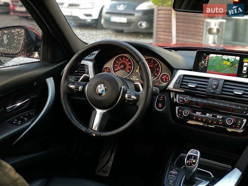 Седан BMW 3 Series 2016 в Львове