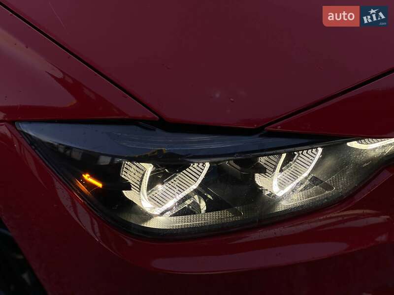 Седан BMW 3 Series 2016 в Львове