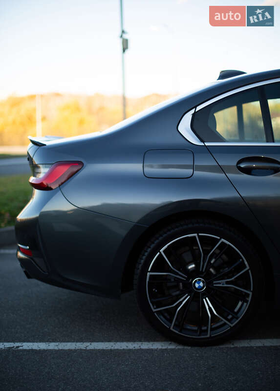 Седан BMW 3 Series 2020 в Виннице
