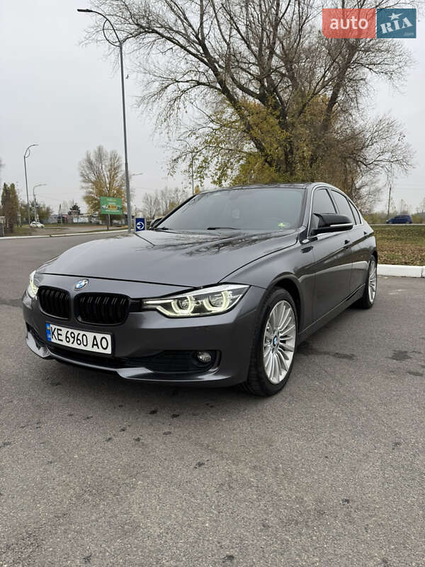 BMW 3 Series 2012