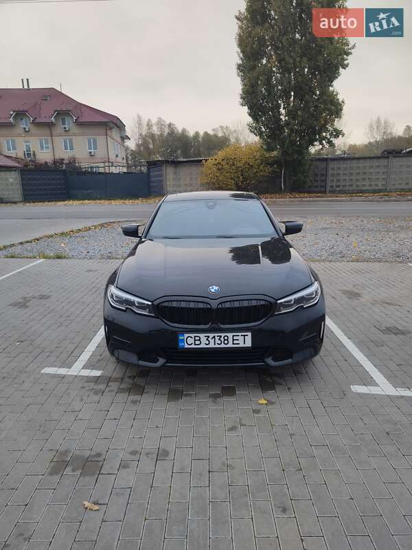 Седан BMW 3 Series 2019 в Киеве