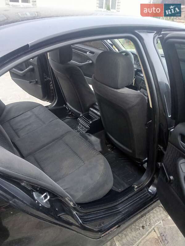 Седан BMW 3 Series 2001 в Черновцах фото 3 Седан BMW 3 Series 2001 в Черновцах