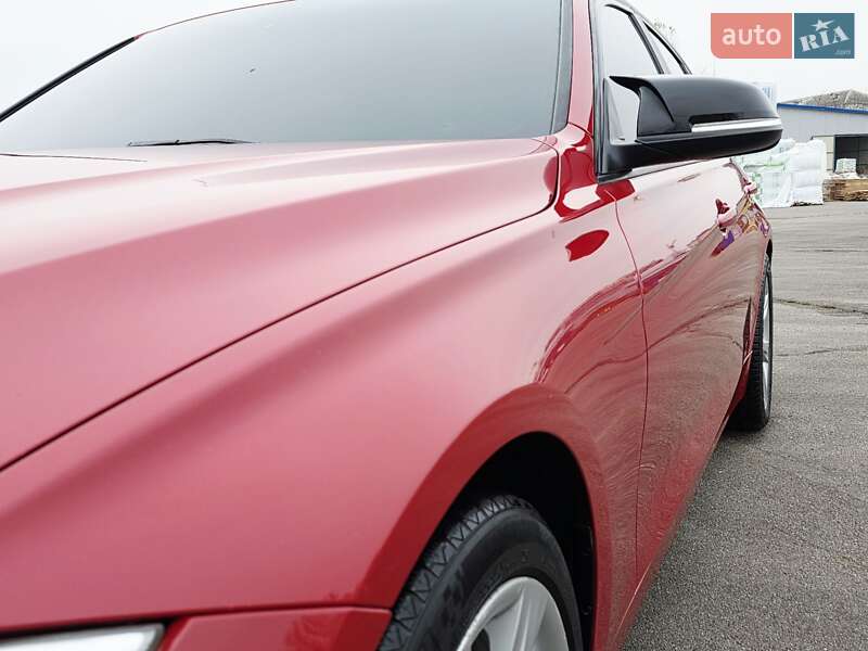 Седан BMW 3 Series 2014 в Хмельницькому
