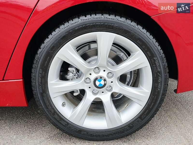 Седан BMW 3 Series 2014 в Хмельницькому