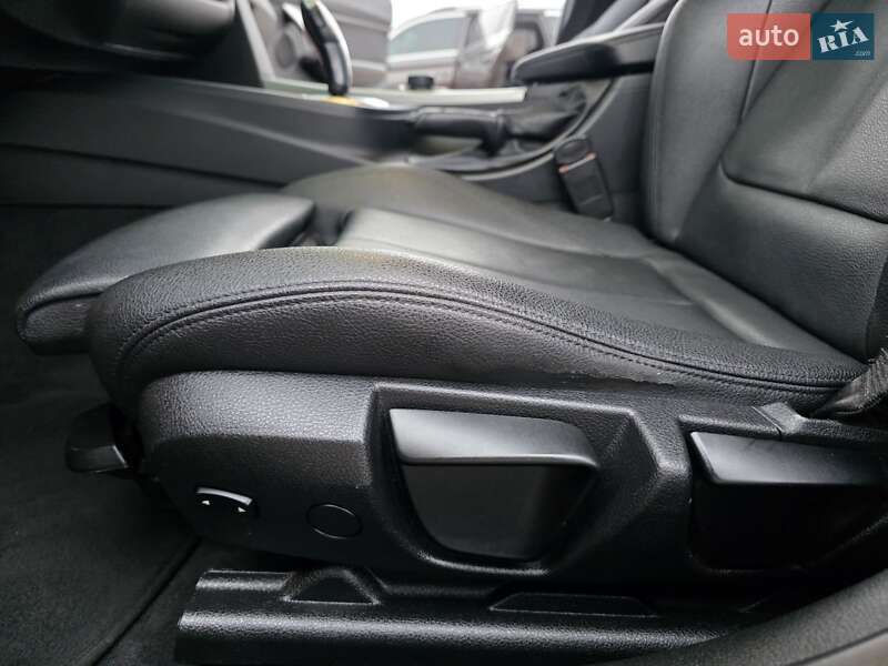 Седан BMW 3 Series 2014 в Хмельницькому