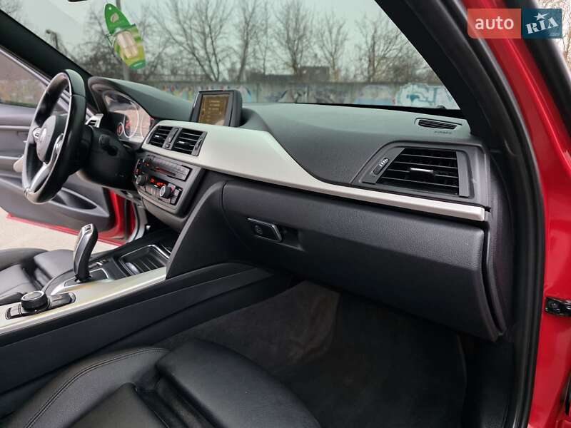 Седан BMW 3 Series 2014 в Хмельницькому