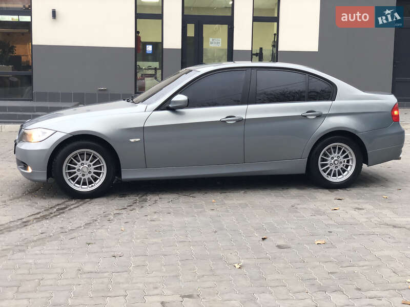 Седан BMW 3 Series 2005 в Николаеве фото 4 Седан BMW 3 Series 2005 в Николаеве
