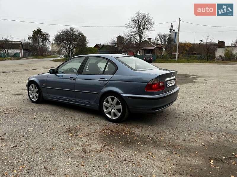 Седан BMW 3 Series 2001 в Изяславе