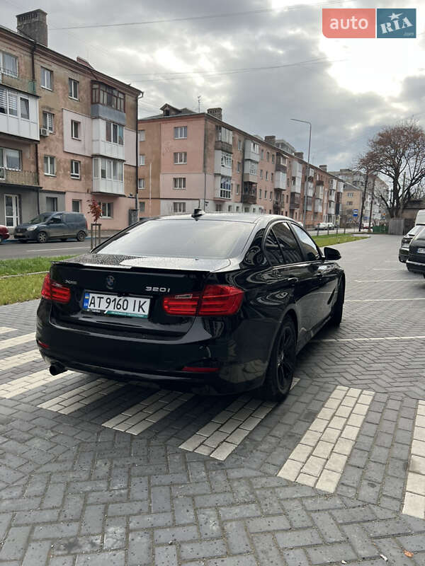 Седан BMW 3 Series 2015 в Ивано-Франковске