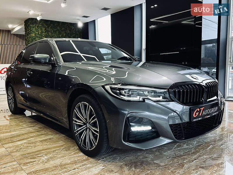 Седан BMW 3 Series 2019 в Киеве