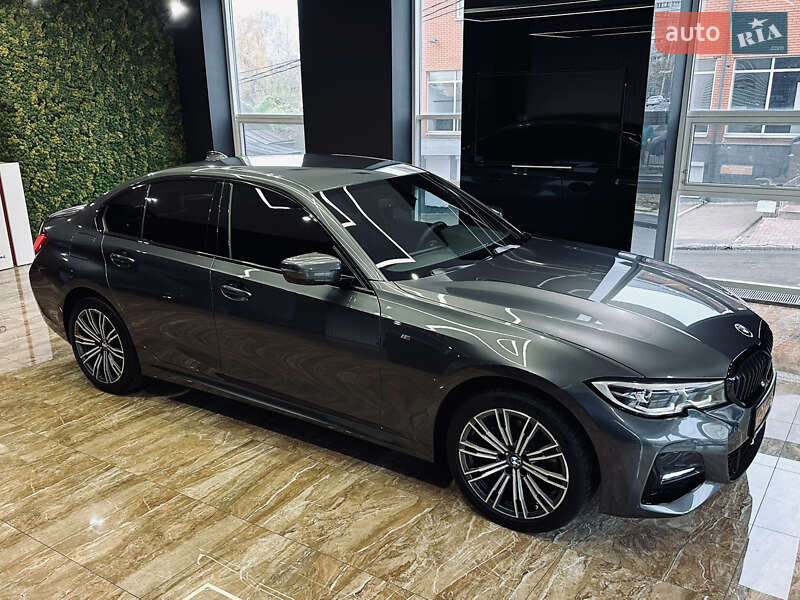 Седан BMW 3 Series 2019 в Киеве