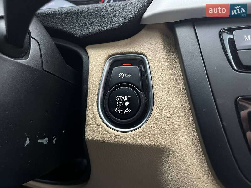 Седан BMW 3 Series 2015 в Киеве