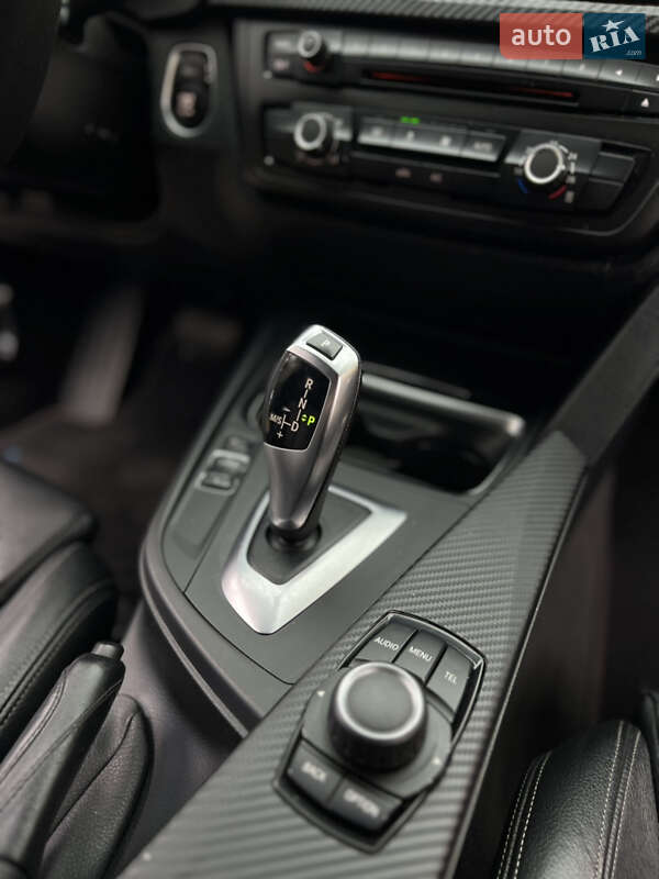 Седан BMW 3 Series 2012 в Сарнах