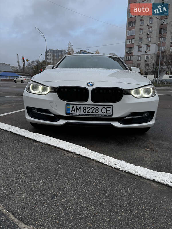 Седан BMW 3 Series 2012 в Киеве фото 5 Седан BMW 3 Series 2012 в Киеве