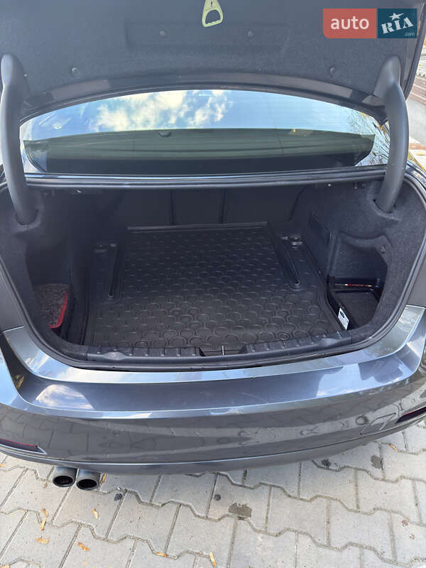 Седан BMW 3 Series 2015 в Виннице фото 4 Седан BMW 3 Series 2015 в Виннице