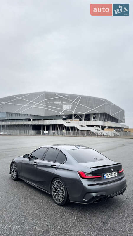 Седан BMW 3 Series 2019 в Львове