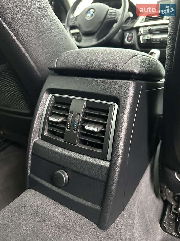 Седан BMW 3 Series 2017 в Белогородке