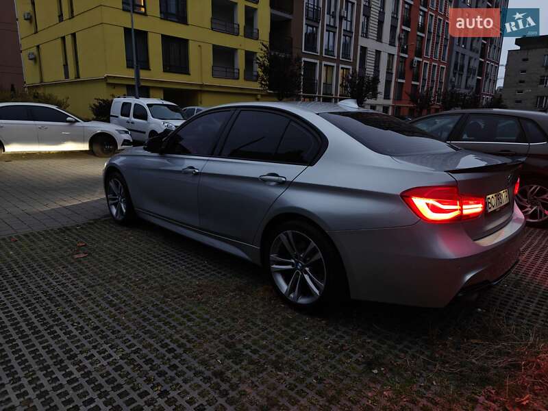 Седан BMW 3 Series 2016 в Львове