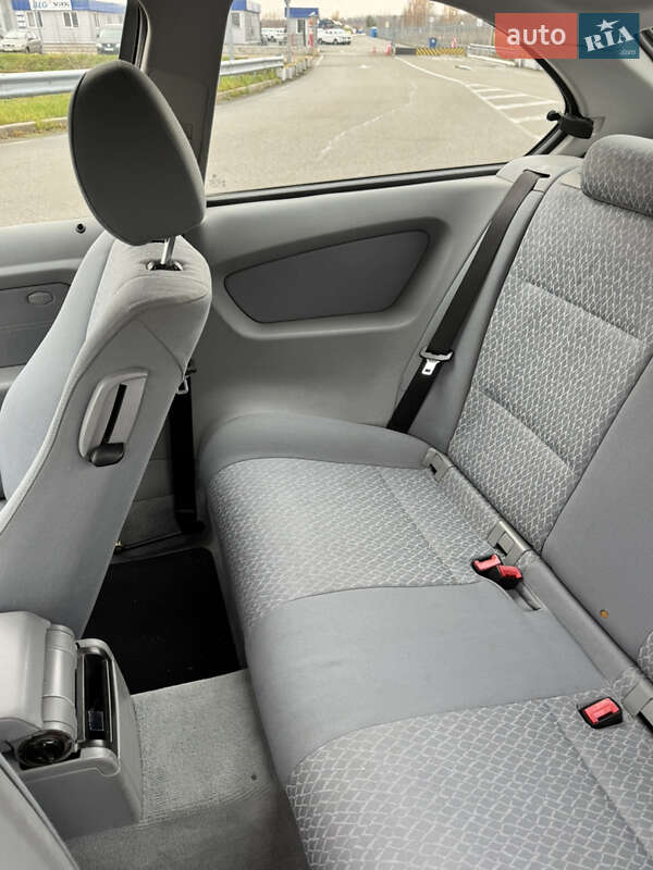 Купе BMW 3 Series 2004 в Киеве