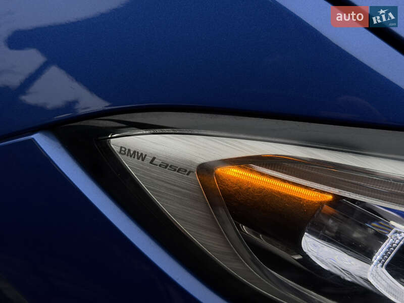 Седан BMW 3 Series 2018 в Киеве