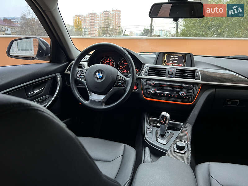 Седан BMW 3 Series 2014 в Одессе