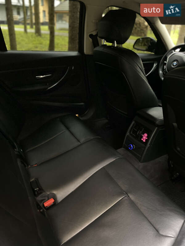 Универсал BMW 3 Series 2012 в Ровно