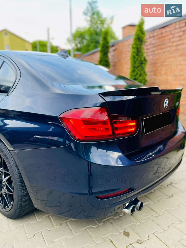 Седан BMW 3 Series 2012 в Івано-Франківську